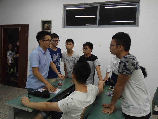 C:Documents and SettingsAdministrator桌面新建文件夹 (2)师生交流.jpg